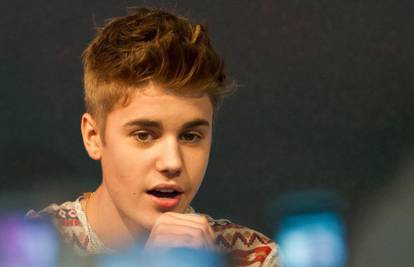 Neslana šala: Policija je nakon dojave upala u Bieberovu kuću