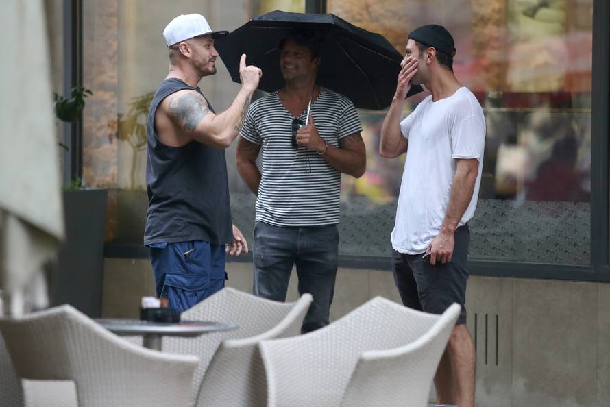 Jako se umorio: Ricky Martin otišao na spavanje bez večere