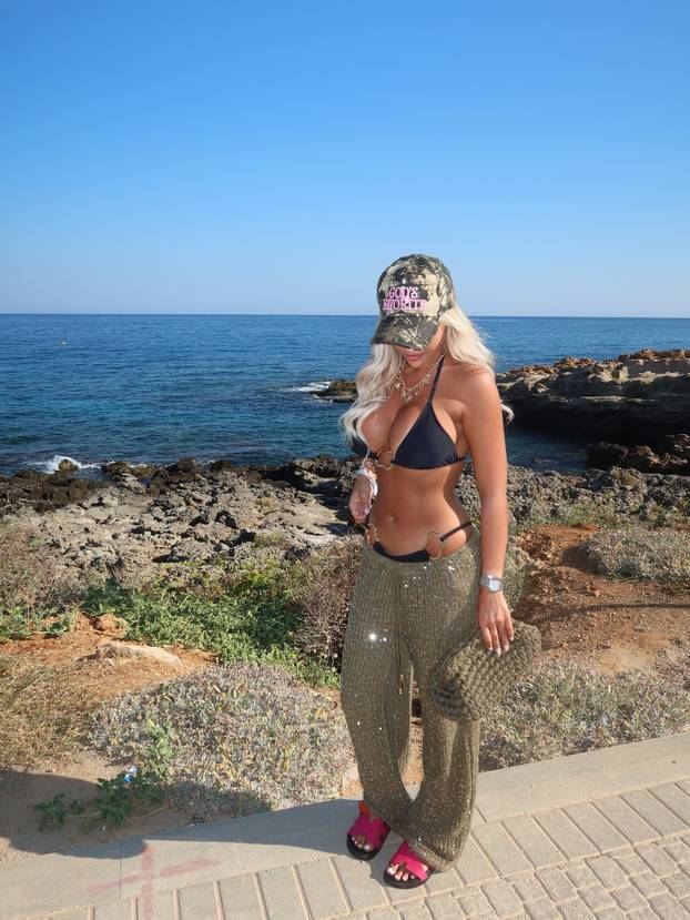 Zvijezda Chelseaja otišla je na romantično Valentinovo dok su suigrači igrali protiv Jakirovića