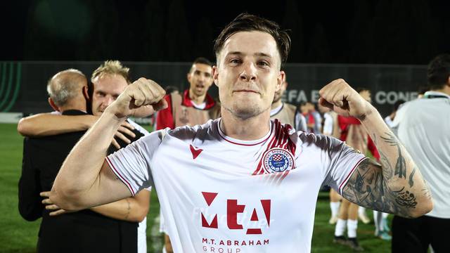 Mostar: Slavlje igrača Zrinjskog nakon čudesne pobjede protiv AZ Alkmaara u Konferencijskoj ligi
