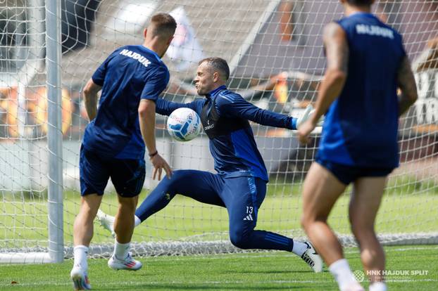 FOTO Dok neki odmaraju na Bledu, hajdukovci prolijevaju znoj! Livaja leti na treninzima