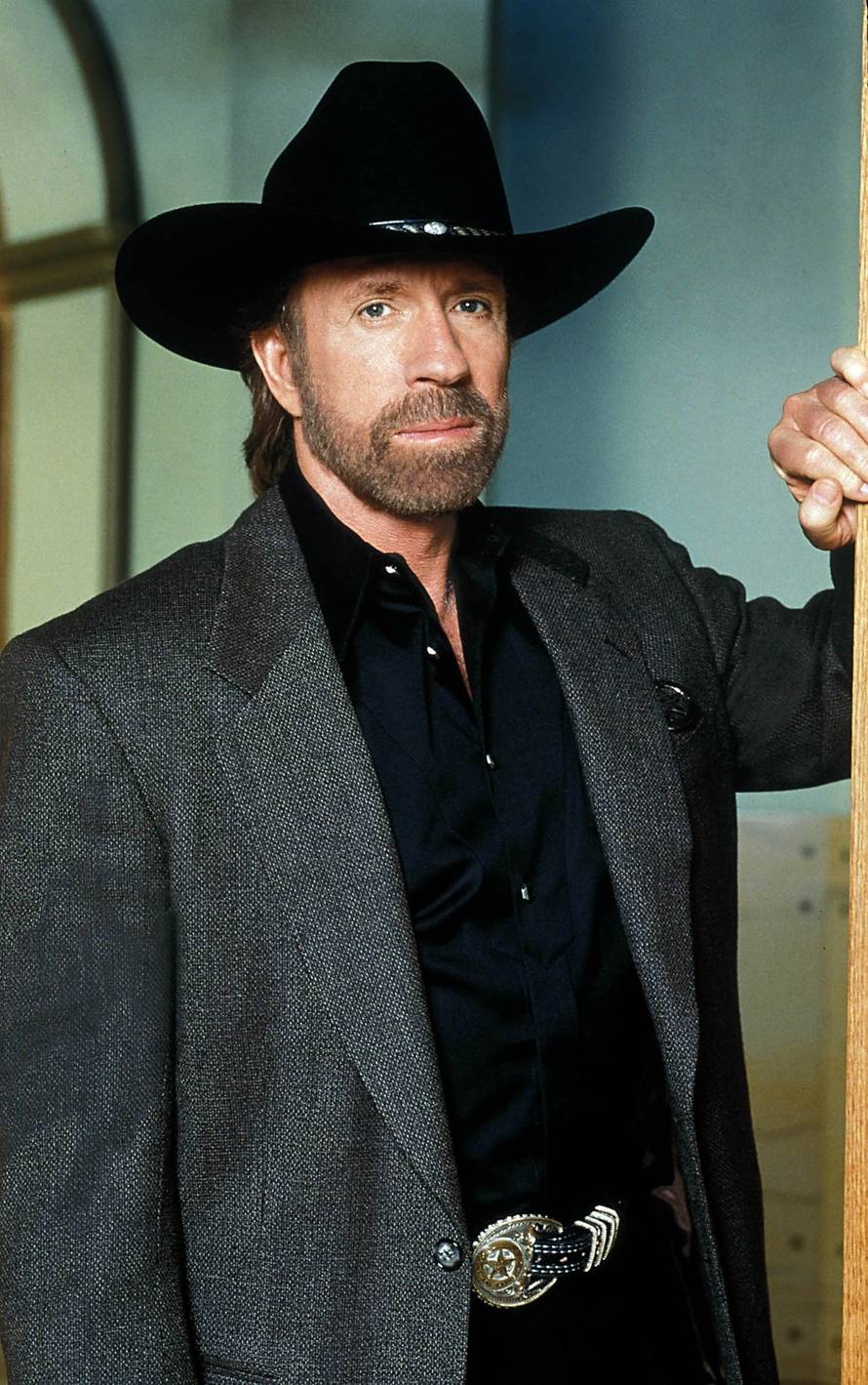 CHUCK NORRIS STILLS ANG