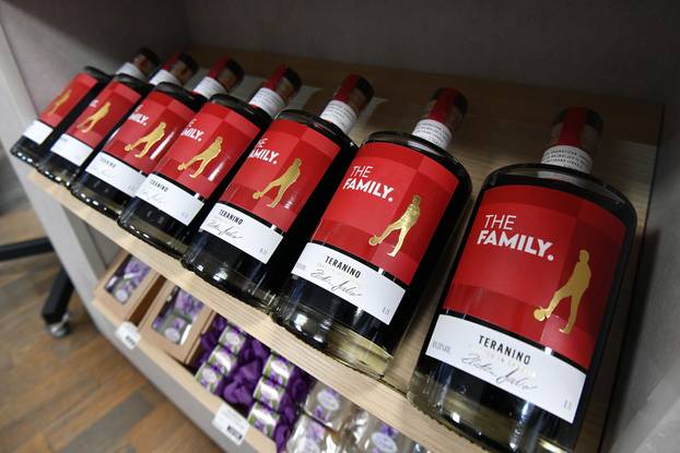 Varaždin: Suvenir shop u vlasništvu Zlatka Dalića