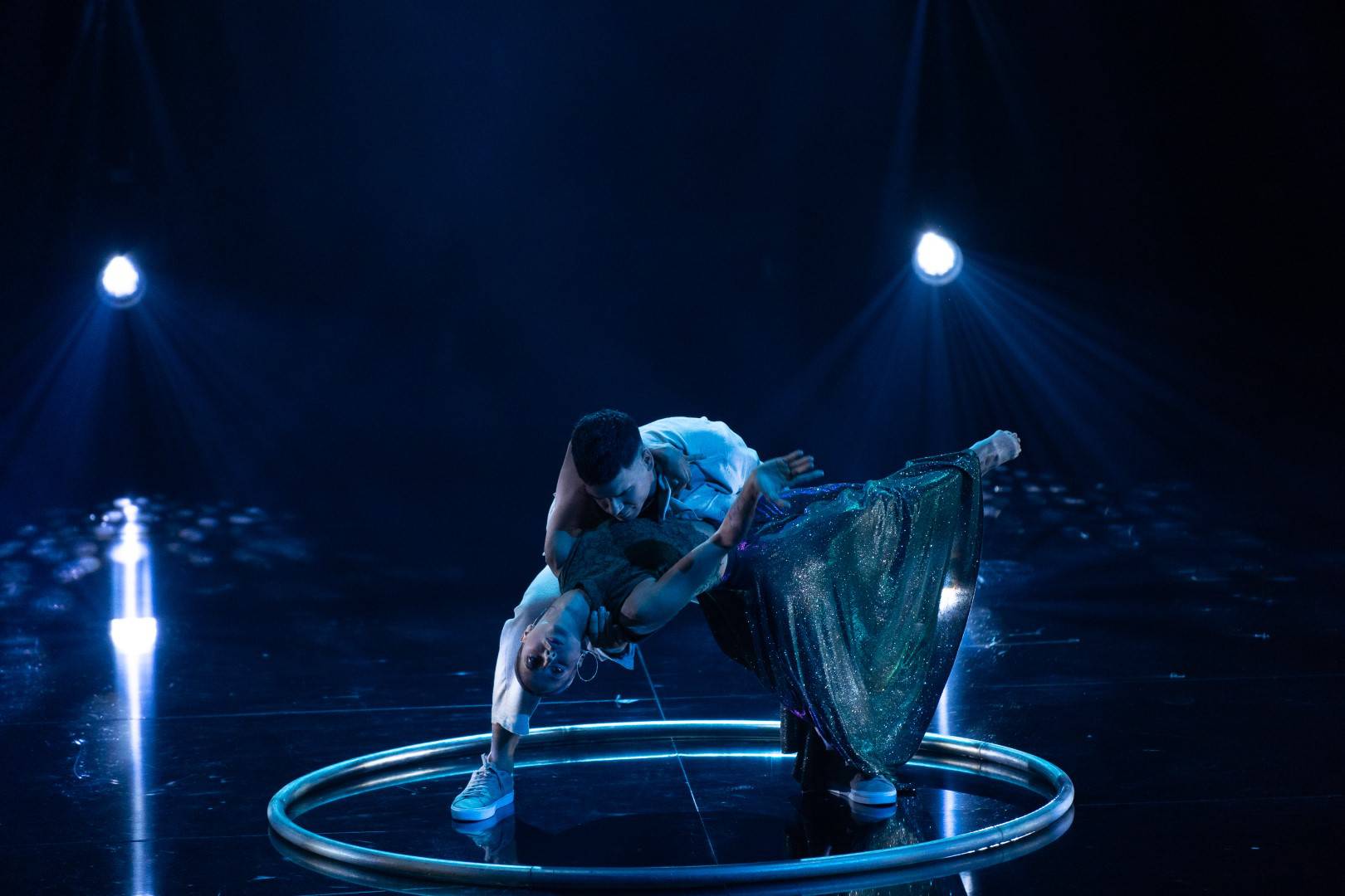 U finale 'Supertalenta' idu Andi Ismaili i Jay Dance Studio: Duo Crowd Control ima zlatni gumb