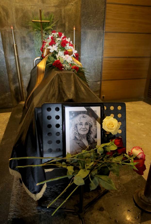 Zagreb: Sprovod glumice Kostadinke Velkovske na Krematoriju