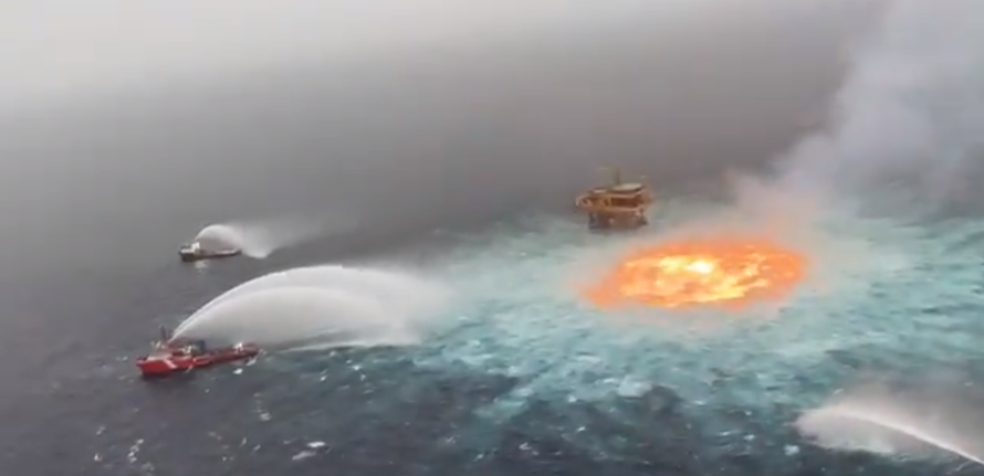 Ogromni vatreni prsten u Meksičkom zaljevu: Pukao naftovod, ocean doslovno gori