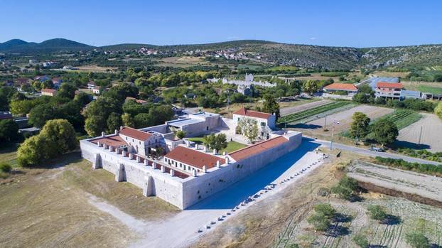 FOTO Propali biznisi hrvatskih sportaša: Krah restorana Ive Majoli, Ivanišević falija u Splitu