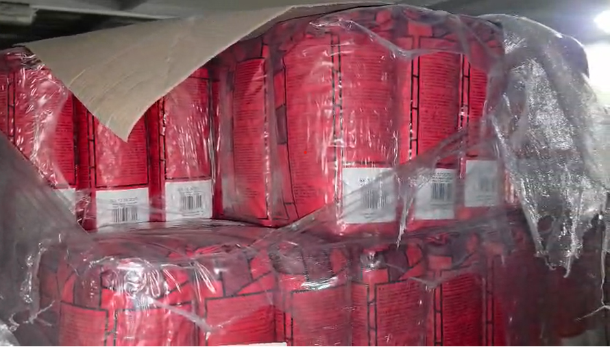 VIDEO Namirisali su ih: Otkrili čak 14,5 tona kave u Kaštelima