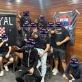 Šok u Australiji: Pozirali ispred hrvatske zastave s nacističkim pozdravom i izazvali skandal...