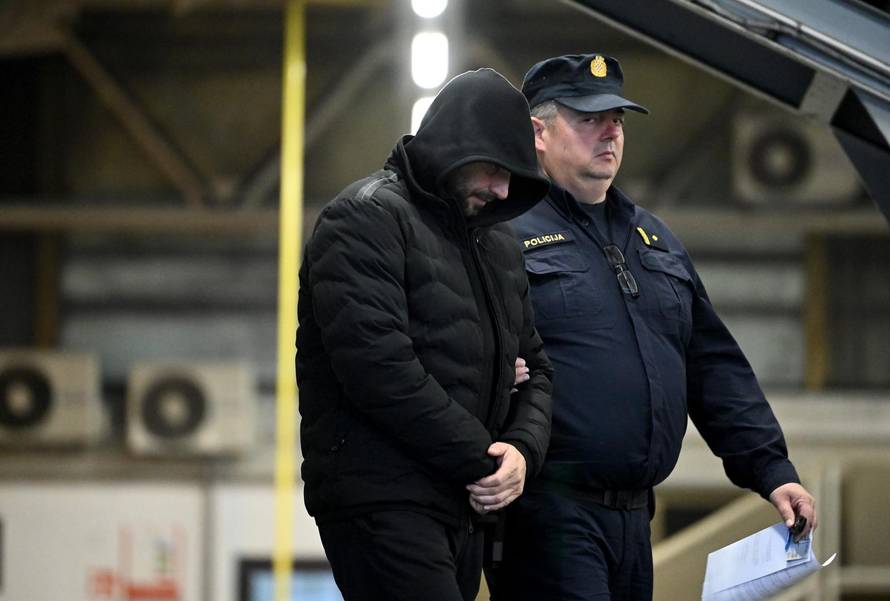 Zagreb: Privođenje uhićenih povezanih sa slučajem bolnice u Jankomiru