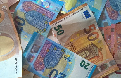 Plaće više neće biti tajne, moći ćete znati koliko zarađuju vaše kolege. Ipak, postoji caka...