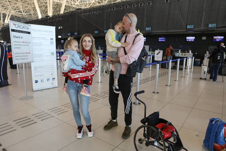 Zagreb: Malena Lava Petrušić s obitelji putuje na liječenje u SAD