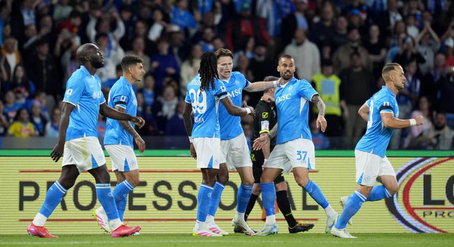 Serie A - Napoli v Torino