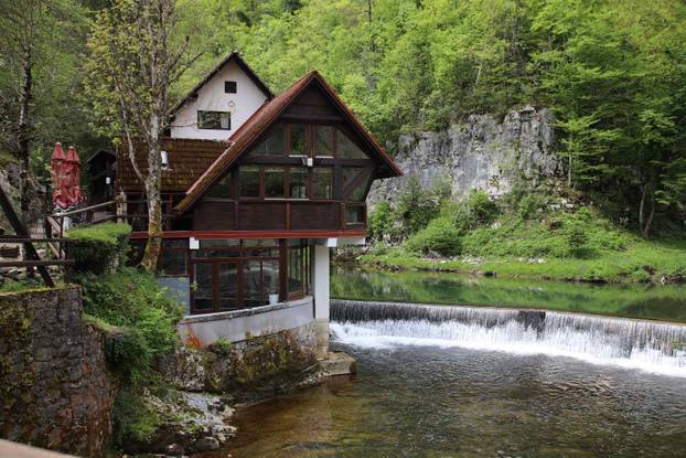 Stiže zadnji topli vikend prije jeseni: Evo kamo možete otići