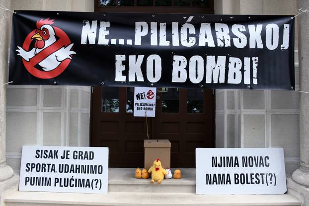 Sisak: Prosvjed protiv izgradnje klaonice peradi i bioplinskog postrojenja