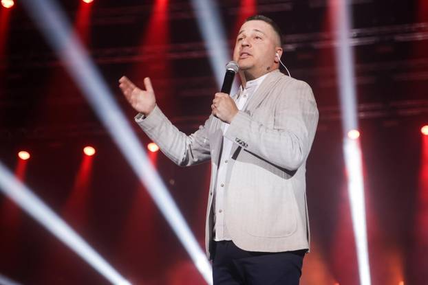 Zagreb: U Areni Zagreb održan koncert "Progledaj srcem"