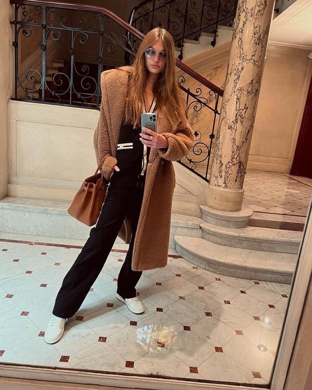 FOTO 'Trogirska Heidi Klum' na Poljudu: Voli Hajduk i brze aute, a zavidi joj i Victoria Beckham