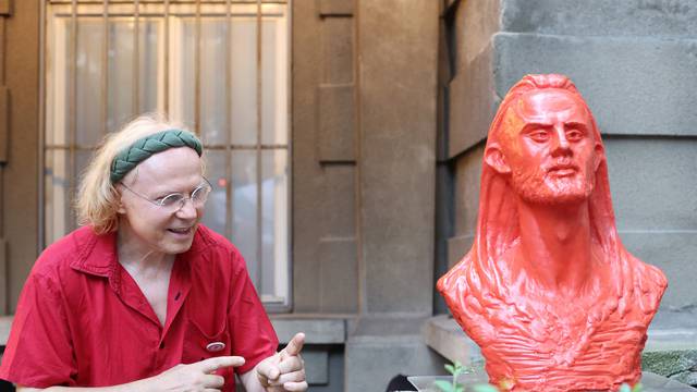 Zagreb: Svečano otkrivanje skulpture Johnnyja Štulića