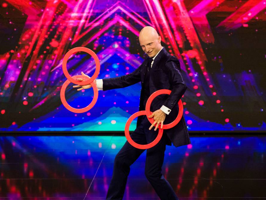 Žongler: 'Zbog ringova sam se znao porezati između prstiju'