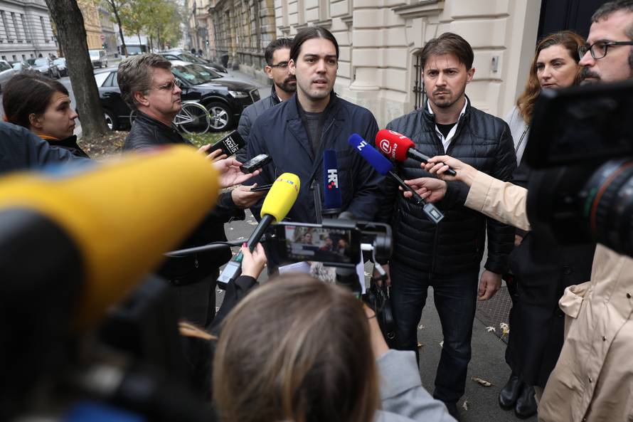 Zagreb: Å½ivi zid podnosi prijavu DORH-u protiv gradonaÄelnika BandiÄa i zastupnice Puh