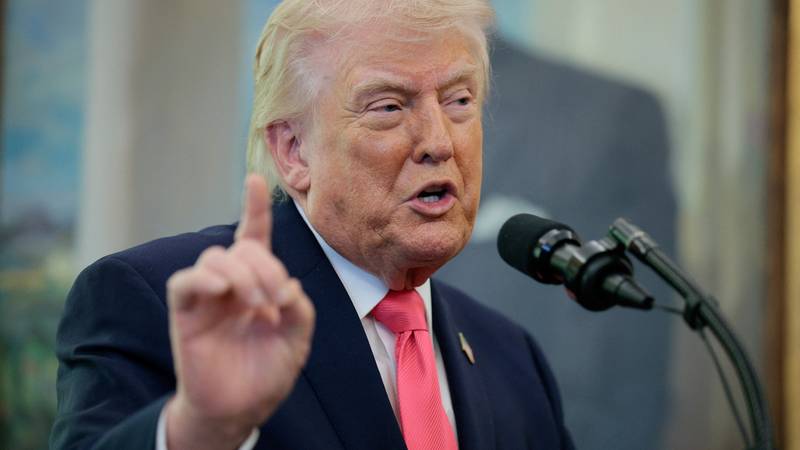 Trump odgodio napade na iranska energetska postrojenja