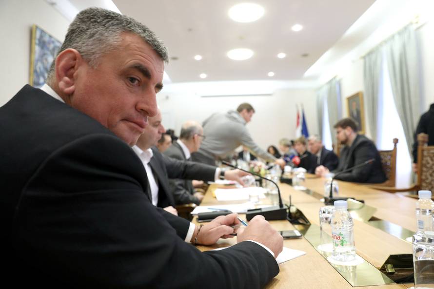 Željko Reiner: 'Ne znam zašto bi građane zanimao Poslovnik'