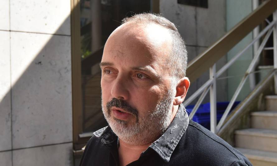 Cetinski ima novi imidž: Nakon presađivanja kose vratio se prepoznatljivim kovrčama