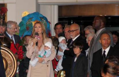 Ponosni Celine Dion i Rene u Las Vegasu pokazali blizance