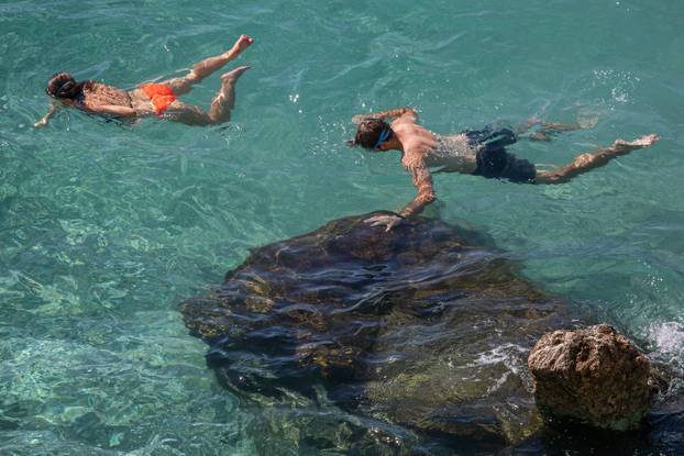Dubrovčani uživaju u babljem ljetu