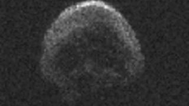 Iza Noći vještica kraj Zemlje će proći asteroid u obliku lubanje!