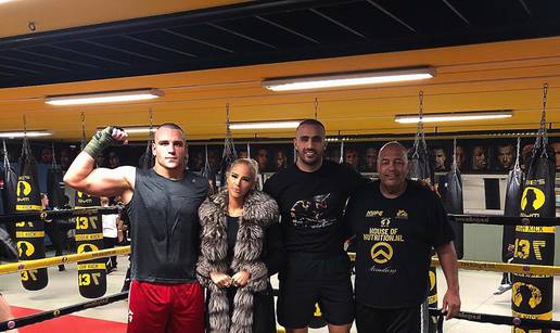 Badr Hari nahvalio Plazibata: On je jedan od najboljih koji dolazi, ne želim se boriti s njim