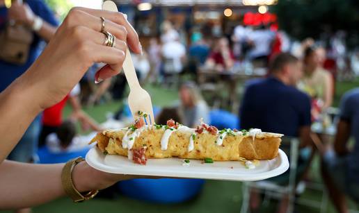 Počeo Palačinka Fest u Zagrebu: Od sladoledne do Ajvarčinke