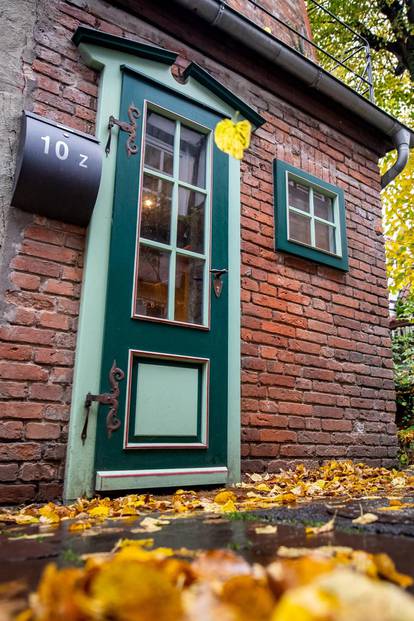Bremen's smallest house for sale