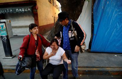 Meksiko: Nakon potresa pao helikopter, poginulo je 13 ljudi
