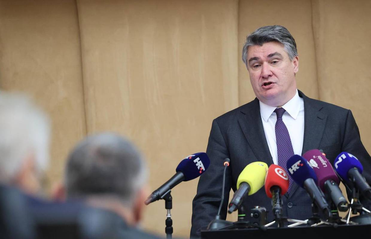 Milanović o ocjeni da Hrvatska zlostavlja migrante: 'Kako da štitimo granice? Balalajkama?'
