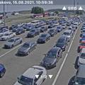 VIDEO 'Na Bajakovu je kaos! Pa putujemo 16 sati, nemamo vode ni toaleta, neki čekaju s djecom'