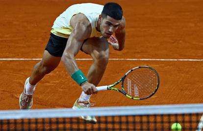 Alcaraz je iznenađujuće izletio u polufinalu ATP Buenos Airesa