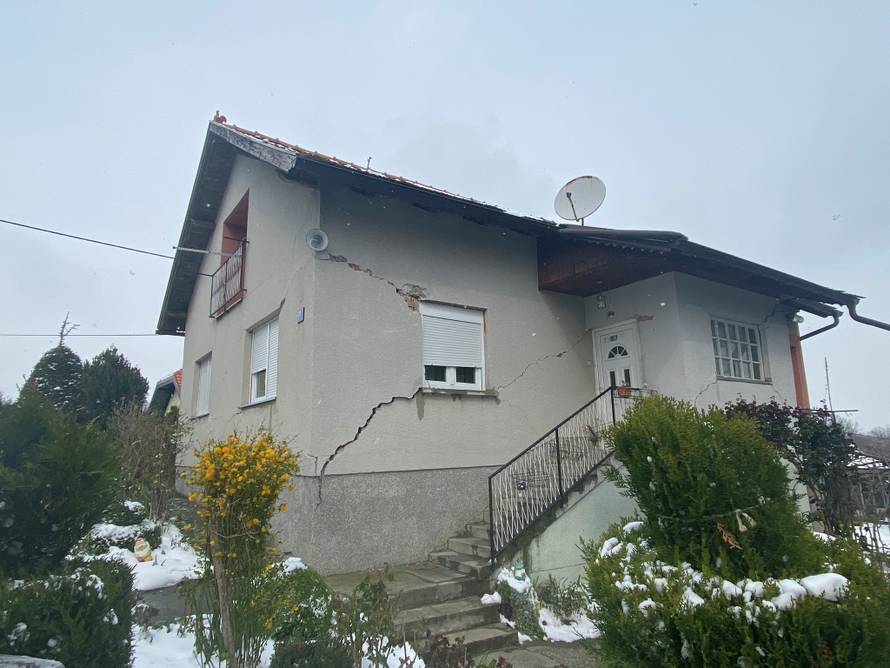 Prizori užasa iz zraka: Ovo su domovi iz epicentra potresa...