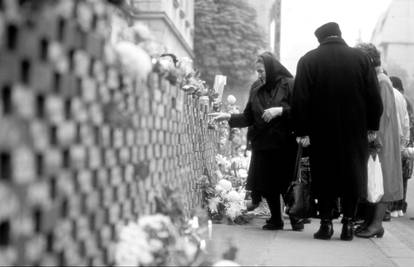 Potresni spomenik stradalima u Domovinskom ratu: Bio je to Zid boli, očaja, vapaja, plača i nade
