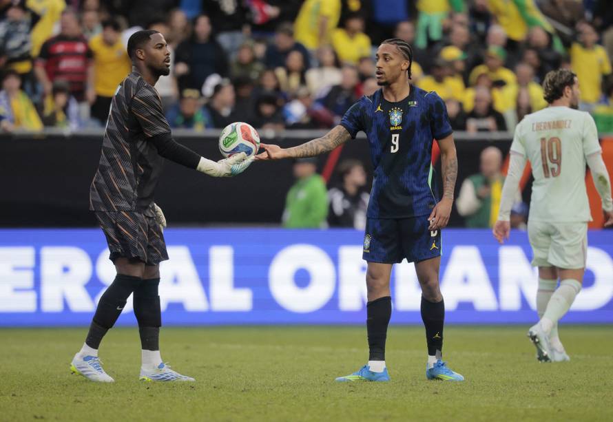 International Friendly - Brazil v France