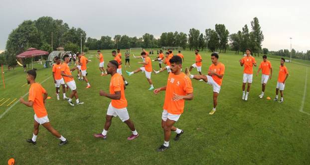 FOTO Evo kako 'Štef' Gerrard provodi vrijeme u Hrvatskoj: 'Imam sve uvjete za trening'