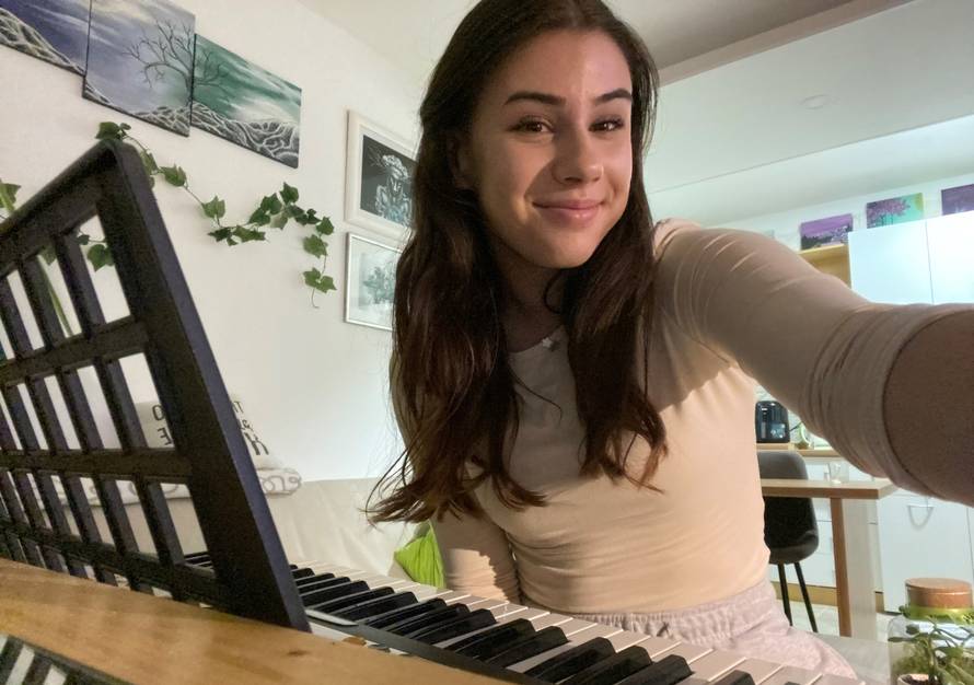 Povratnica Lara impresionirala je žiri 'Superstara': 'Ove godine konkurencija je malo jača...'