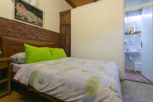 FOTO Vile na moru koštaju po nekoliko milijuna, a u Baranji za pola milijuna € dobijete hotel!