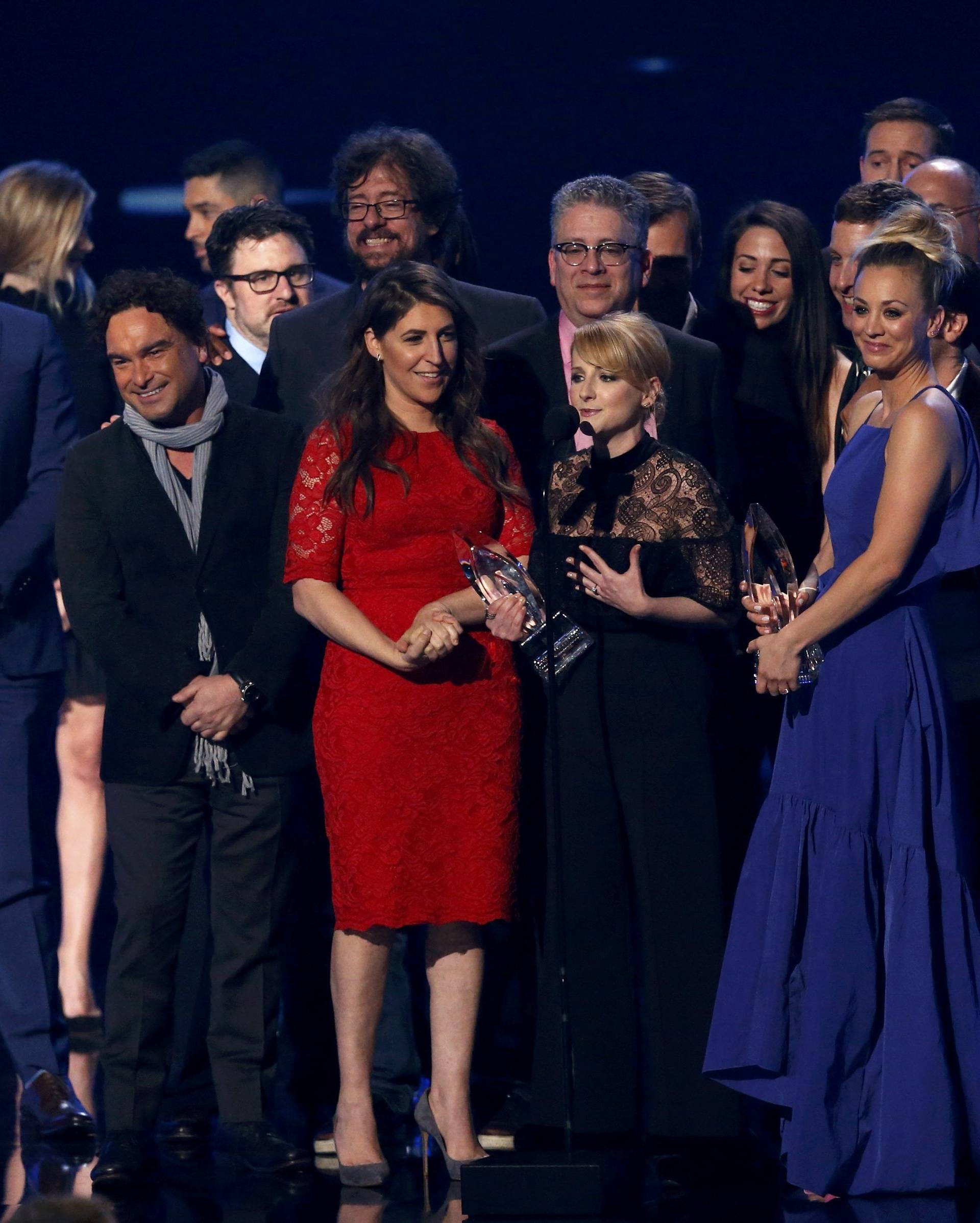 The cast of "The Big Bang Theory" accepts the award for Favorite Network TV Comedy at the People's Choice Awards 2017 in Los Angeles