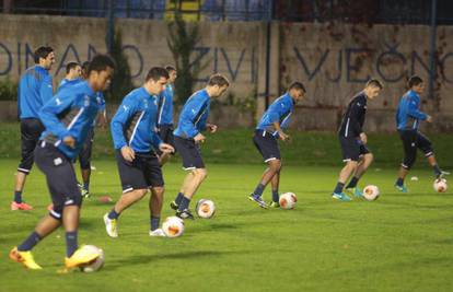 Dinamo je odradio trening uoči PSV-a, Mamić gledao s tribine