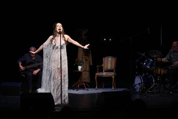 Zagreb: Koncert "Najljepše pjesme hrvatskih diva" u izvedbi Ane Uršule Najev