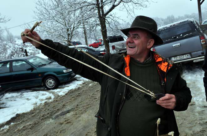 Oduzeli su mu oružje: Župan Tomašević u lov išao s praćkom