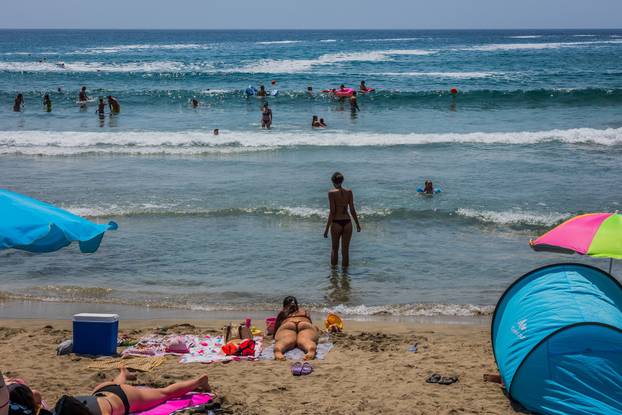 Lumbarda: Pjesčana plaža Pržina na južnoj strani Korčule 