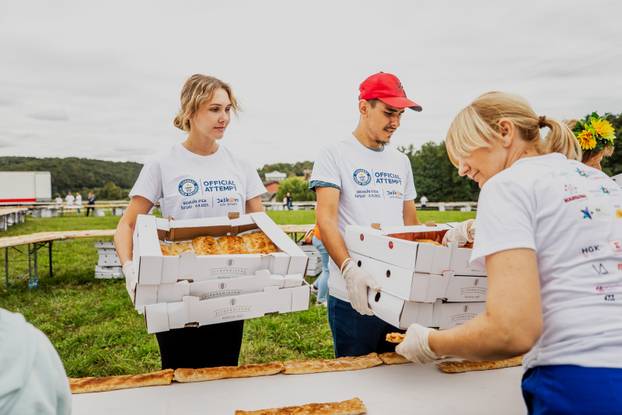 Hrvati oborili rekord: 'Imamo najdužu štrudlu na svijetu!'