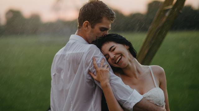 9 znakova koji otkrivaju da ste u pravoj ljubavnoj vezi za vas